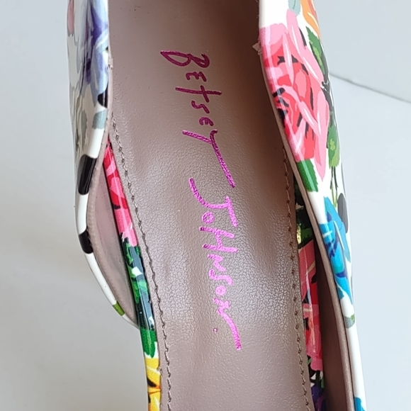🌸 BETSEY JOHNSON Floral & Polka Dot Pointed Toe Bow Heels Size 7.5 - Picture 9 of 11